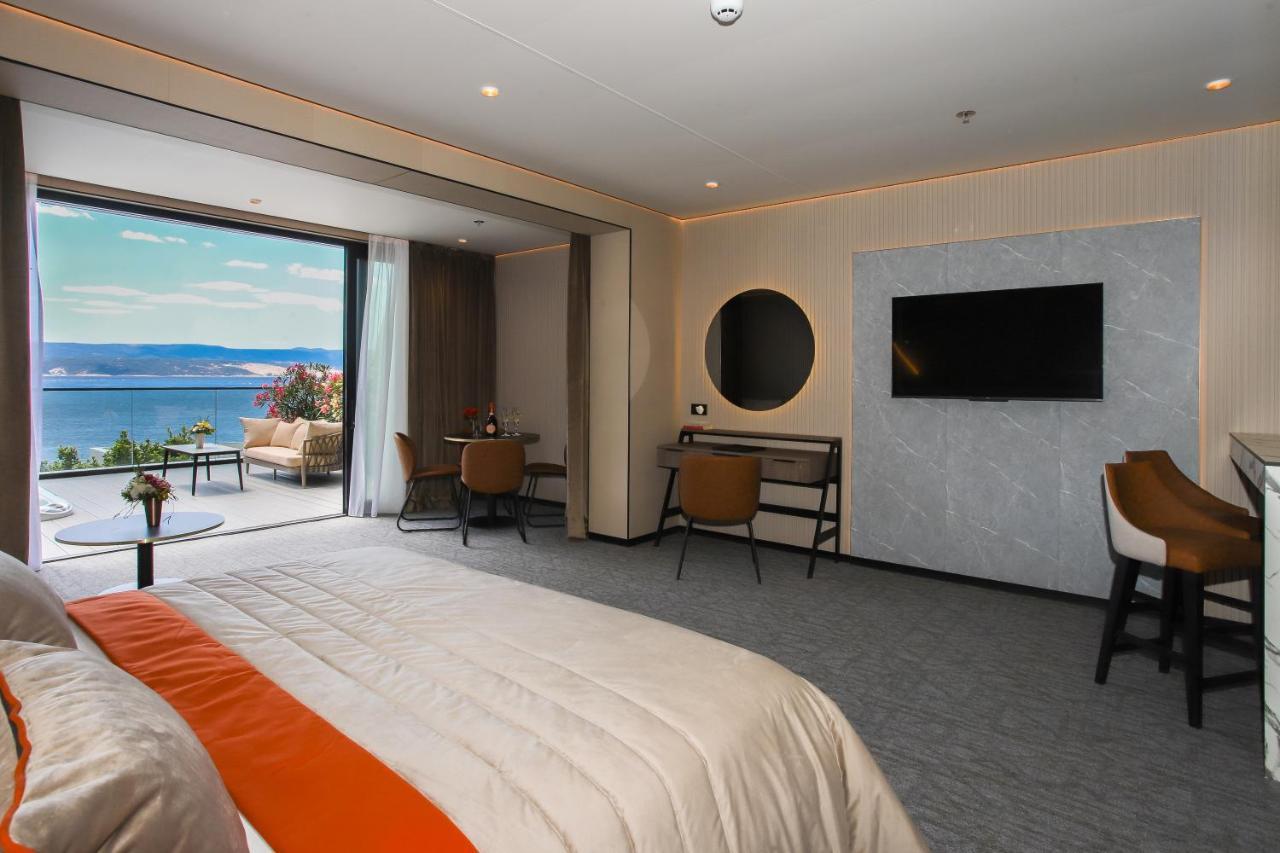 Hotel Medistone Omis Exterior photo