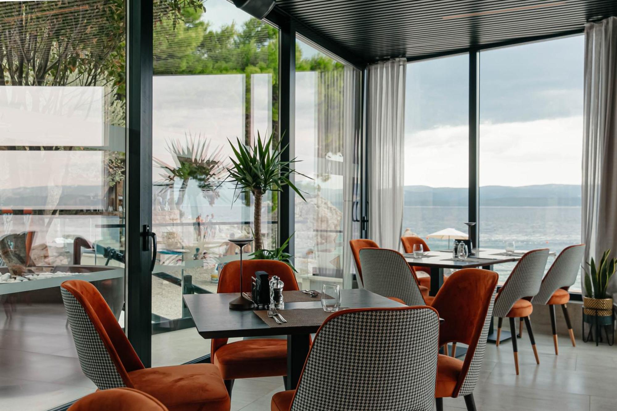 Hotel Medistone Omis Exterior photo