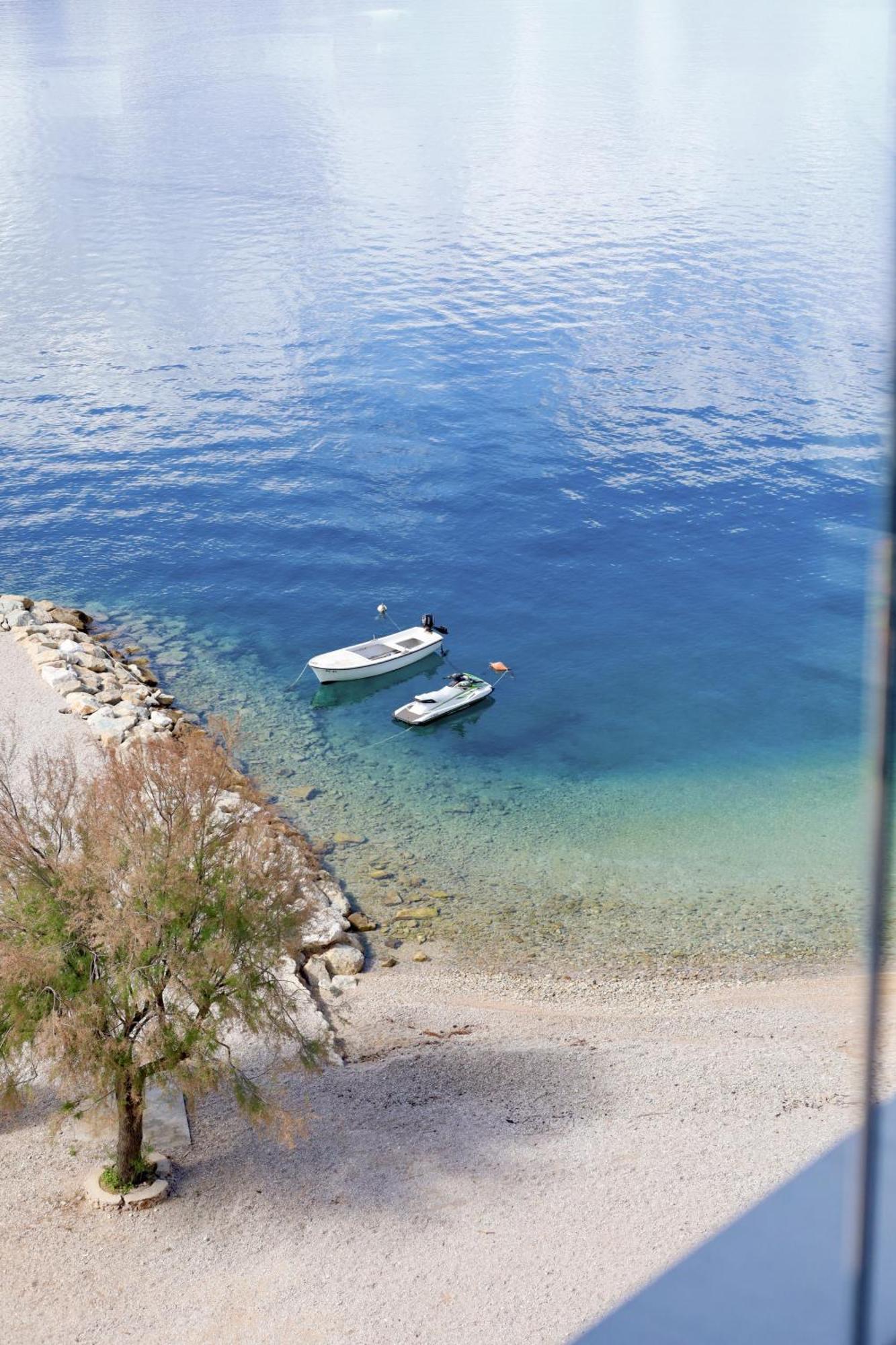 Hotel Medistone Omis Exterior photo